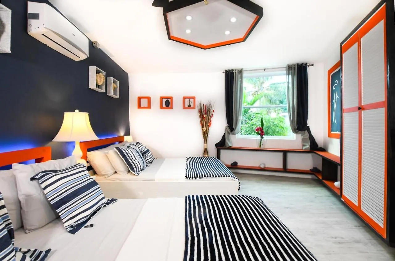 Orange Cottage - At Orange Hill 나사우 아파트